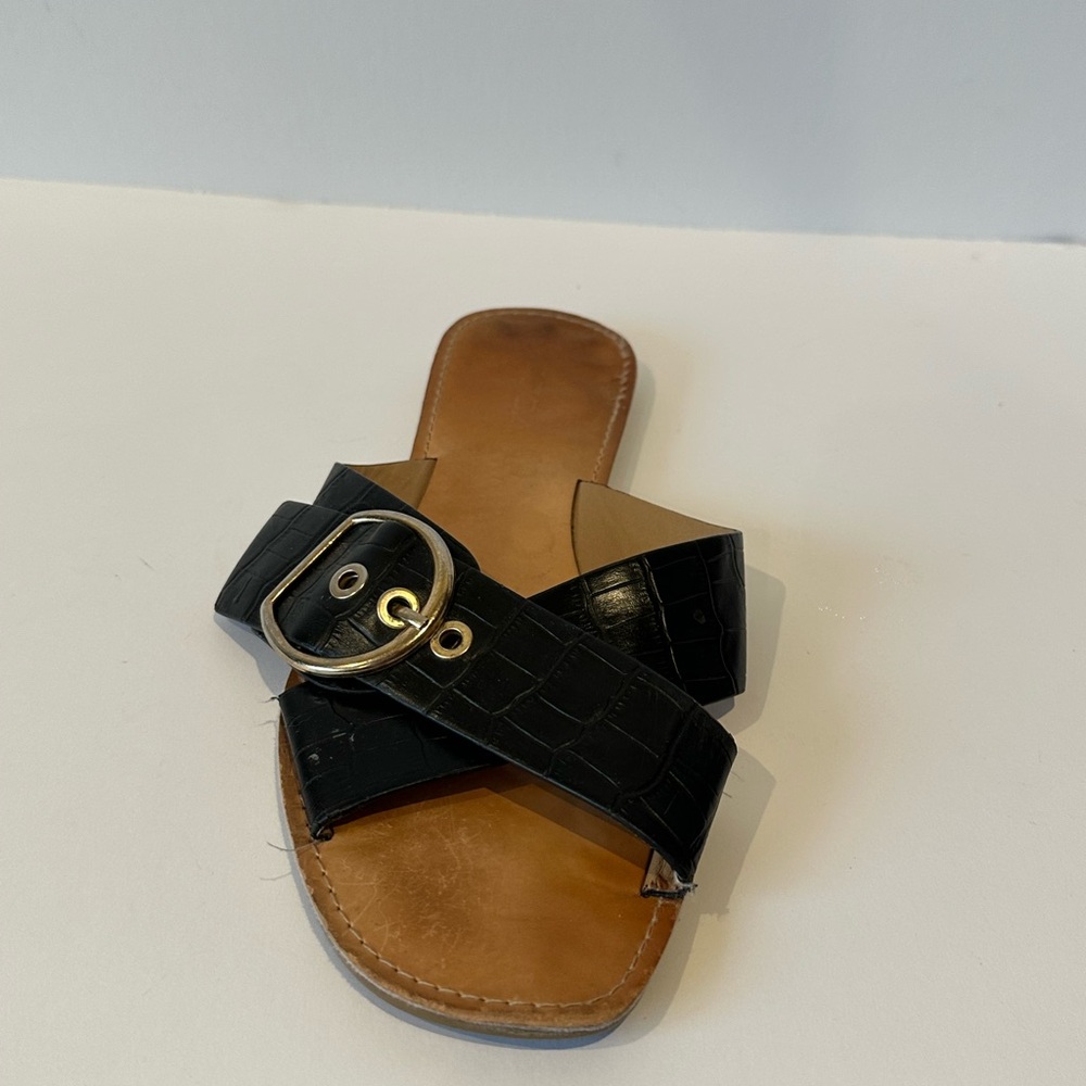 Sandals - Picture 4 of 5